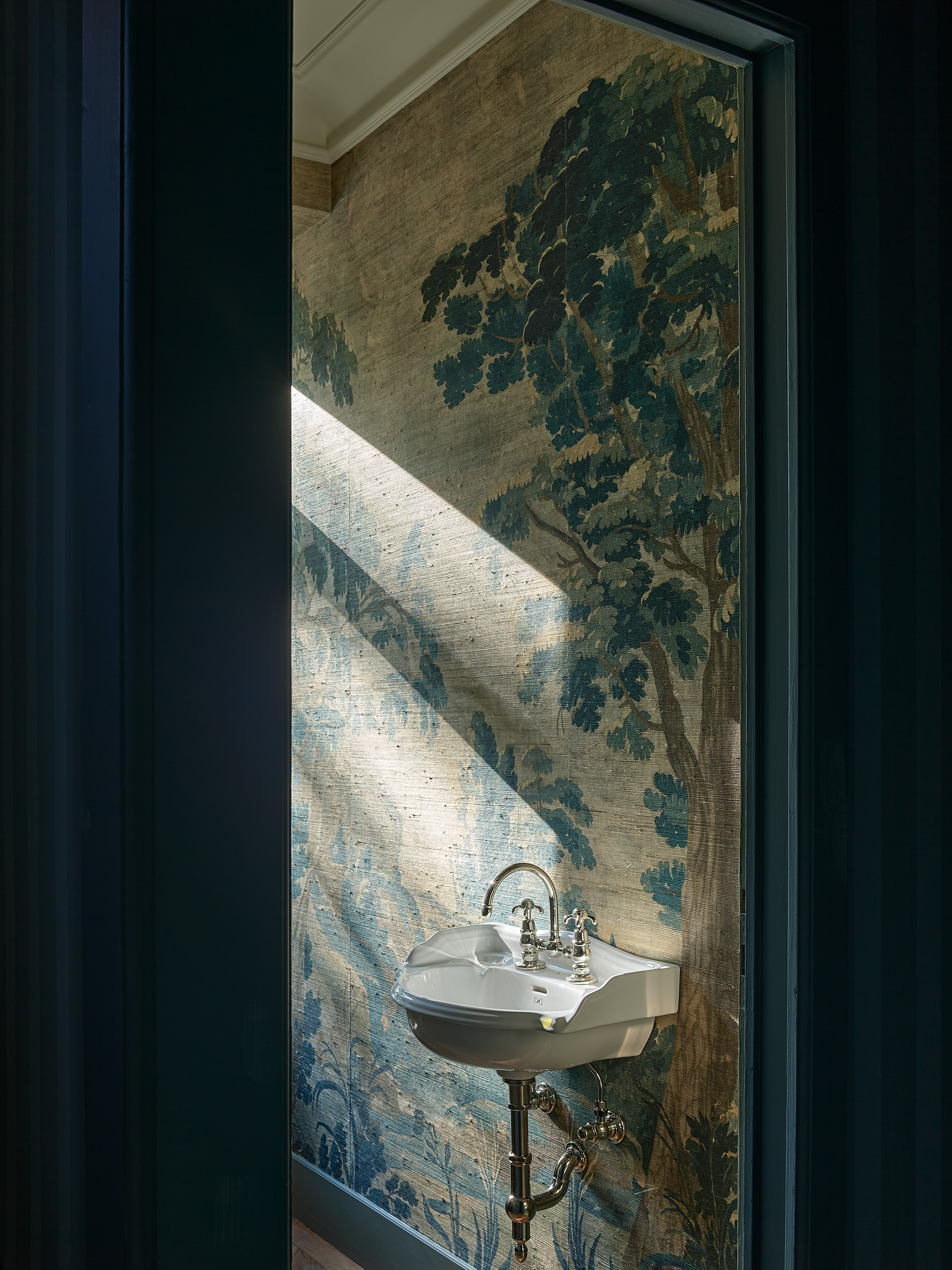 Ahp0069 AIQ4 009364 J2560